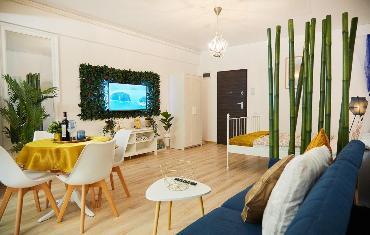 Sofia Seaside Apartamente Mamaia Nord นาโวดาริ ภายนอก รูปภาพ