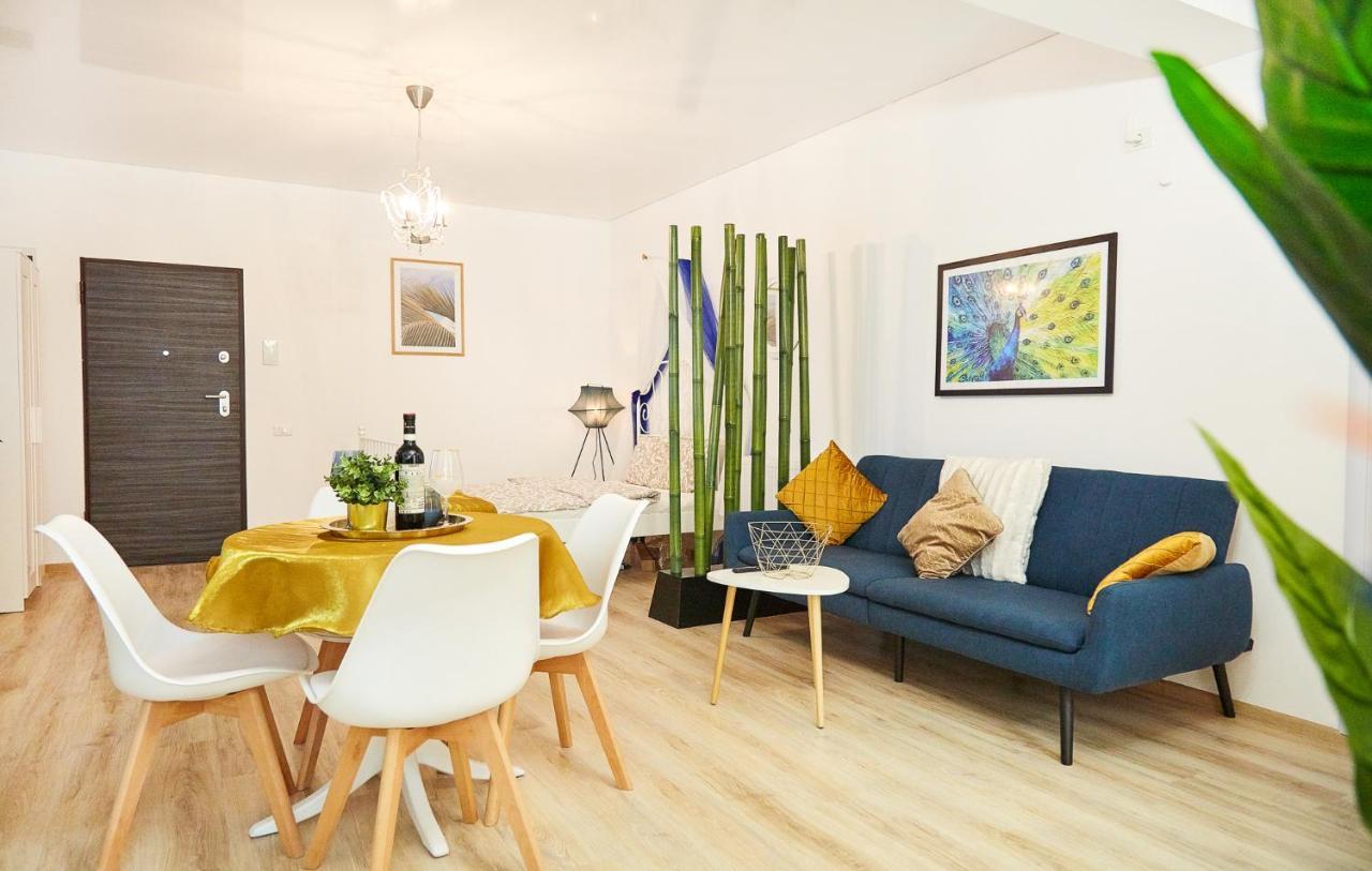 Sofia Seaside Apartamente Mamaia Nord นาโวดาริ ภายนอก รูปภาพ