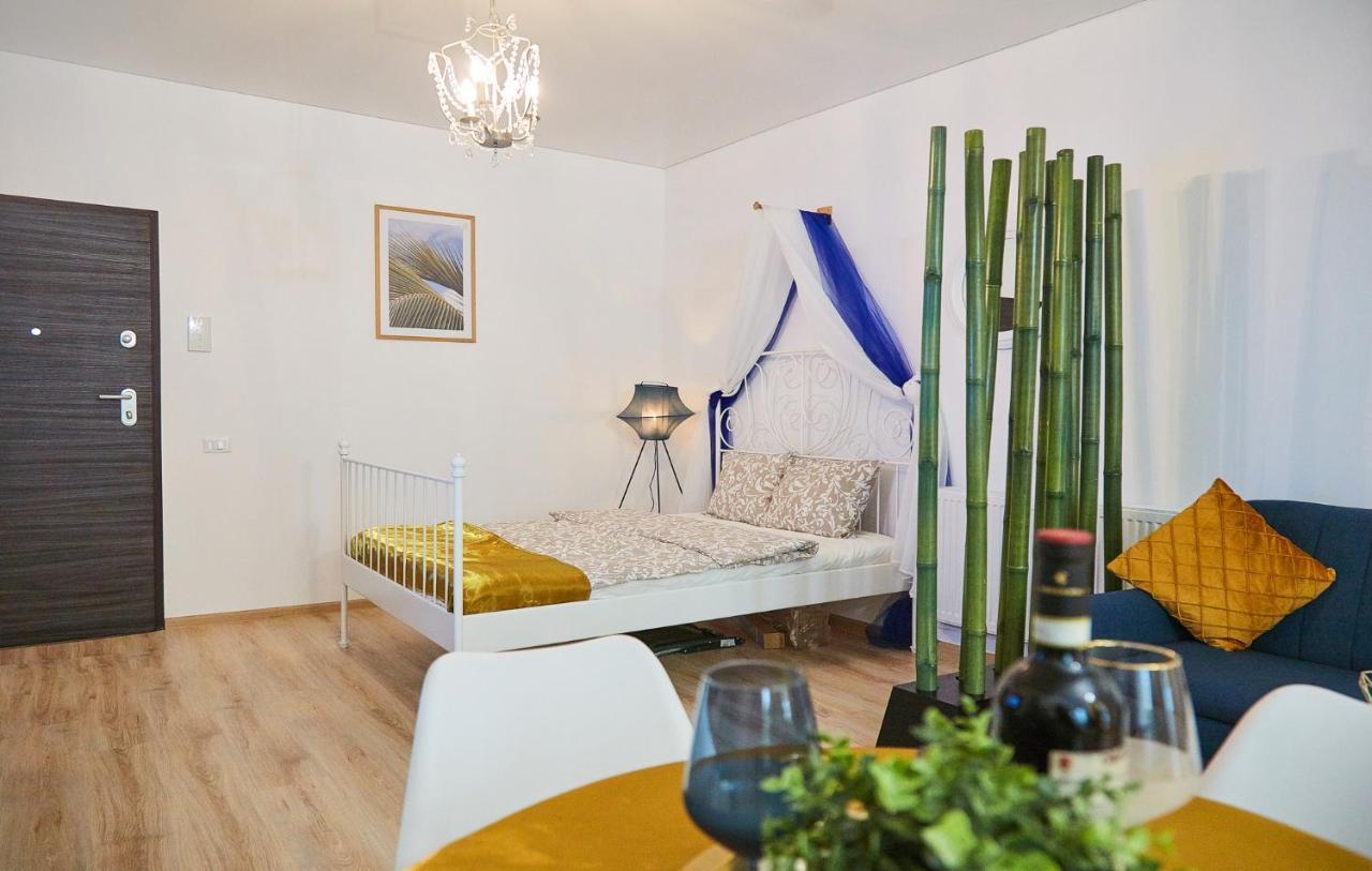 Sofia Seaside Apartamente Mamaia Nord นาโวดาริ ภายนอก รูปภาพ
