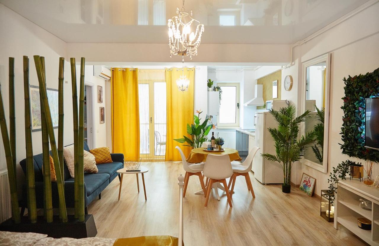 Sofia Seaside Apartamente Mamaia Nord นาโวดาริ ภายนอก รูปภาพ