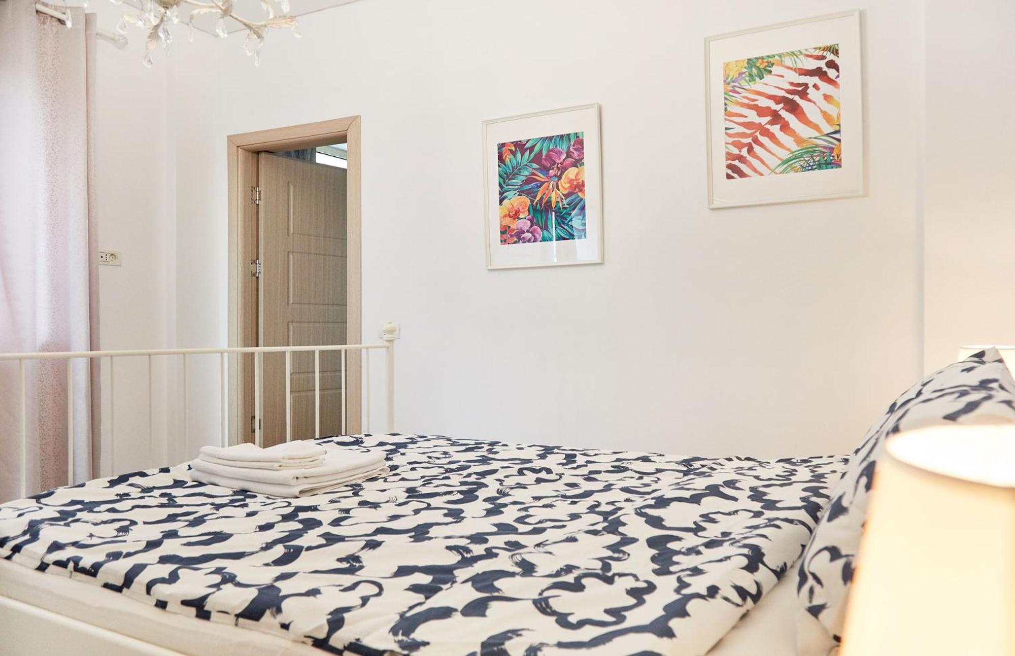 Sofia Seaside Apartamente Mamaia Nord นาโวดาริ ภายนอก รูปภาพ